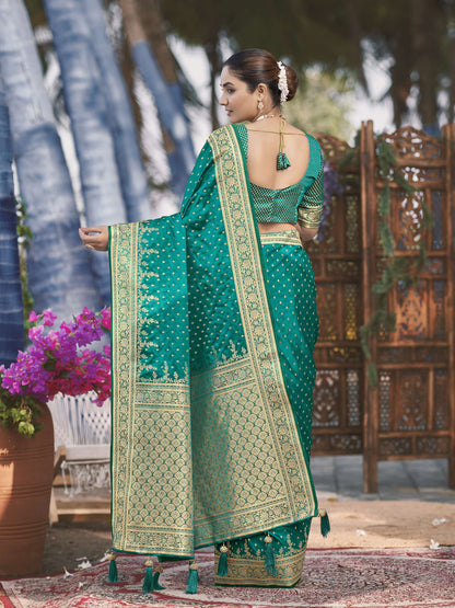 MANOHARI Banarasi Silk Blend Jacquard Work Saree - Green