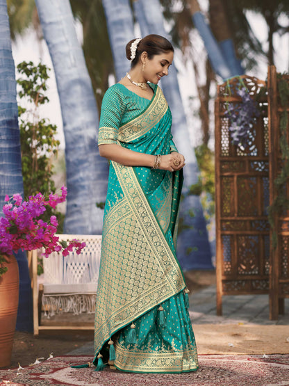 MANOHARI Banarasi Silk Blend Jacquard Work Saree - Green