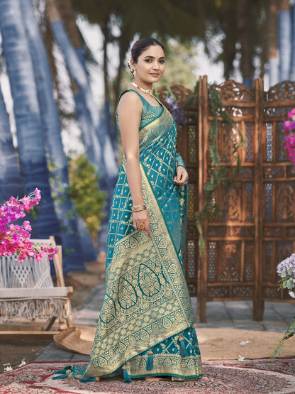 MANOHARI Banarasi Silk Blend Jacquard Work Saree - Turquoise