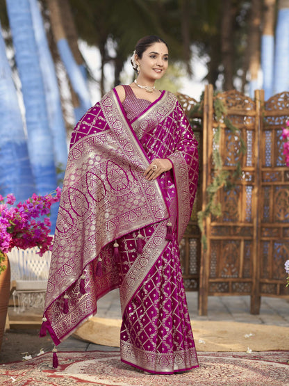 MANOHARI Banarasi Silk Blend Jacquard Work Saree - Pink