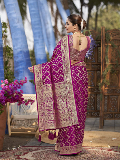 MANOHARI Banarasi Silk Blend Jacquard Work Saree - Pink