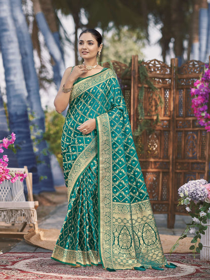 MANOHARI Banarasi Silk Blend Jacquard Work Saree - Green