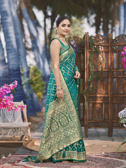MANOHARI Banarasi Silk Blend Jacquard Work Saree - Green