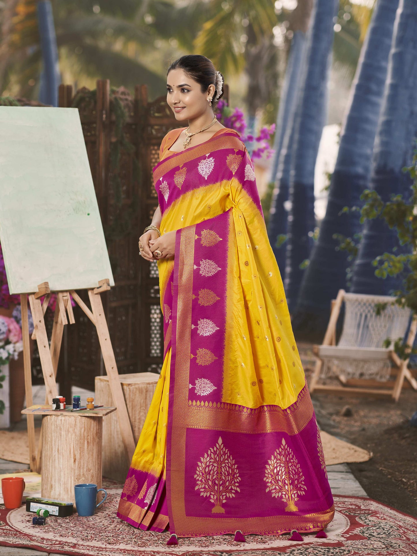 MANOHARI Banarasi Silk Blend Jacquard Work Saree - Yellow