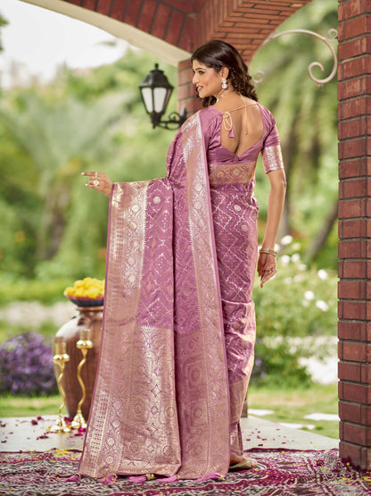 MANOHARI Banarasi Silk Blend Jacquard Work Saree - Pink