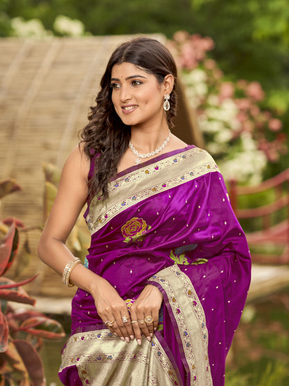 MANOHARI Banarasi Silk Blend Jacquard Work Saree - Pink