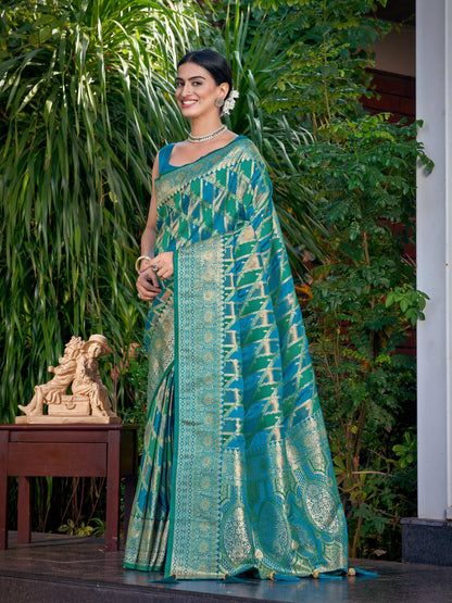 MANOHARI Banarasi Silk Blend Jacquard Work Saree - Turquoise