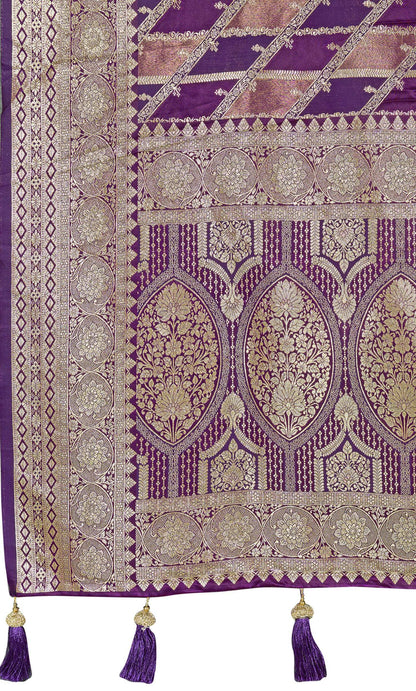 MANOHARI Banarasi Silk Blend Jacquard Work Saree - Purple