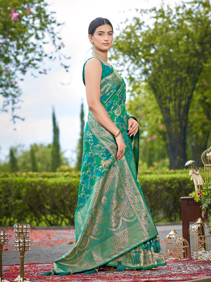 MANOHARI Banarasi Silk Blend Jacquard Work Saree - Green