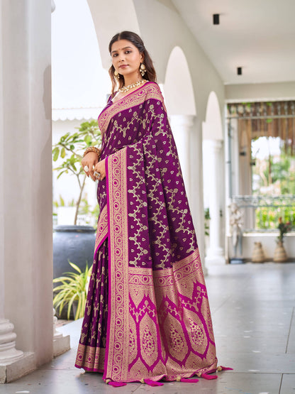 MANOHARI Banarasi Silk Blend Jacquard Work Saree - Purple