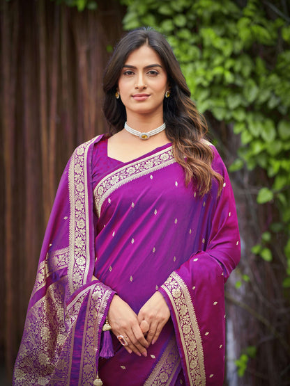 MANOHARI Banarasi Silk Blend Jacquard Work Saree - Purple