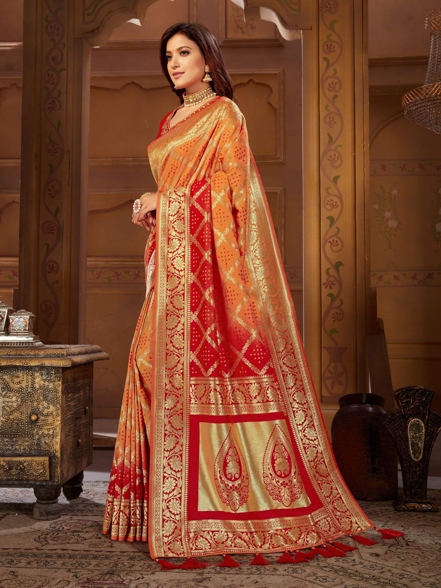 MANOHARI Banarasi Silk Blend Jacquard Work Saree - Yellow