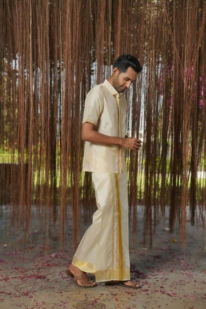 Sandstone Kanjivaram Machien Embroidered Pattu Set by Hilo Design