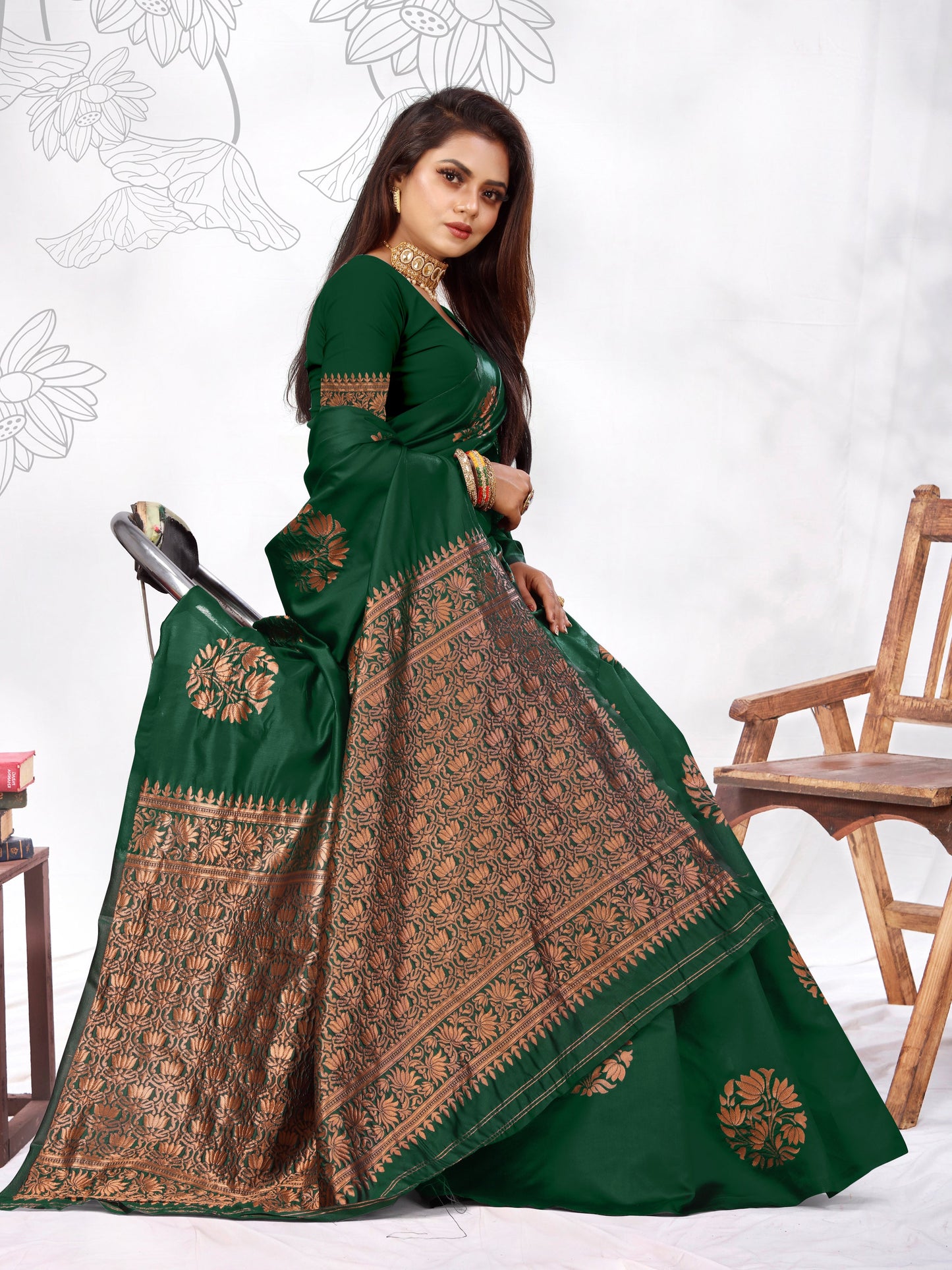 Vedant Vastram Litchi Silk Designer Banarasi Saree - Green