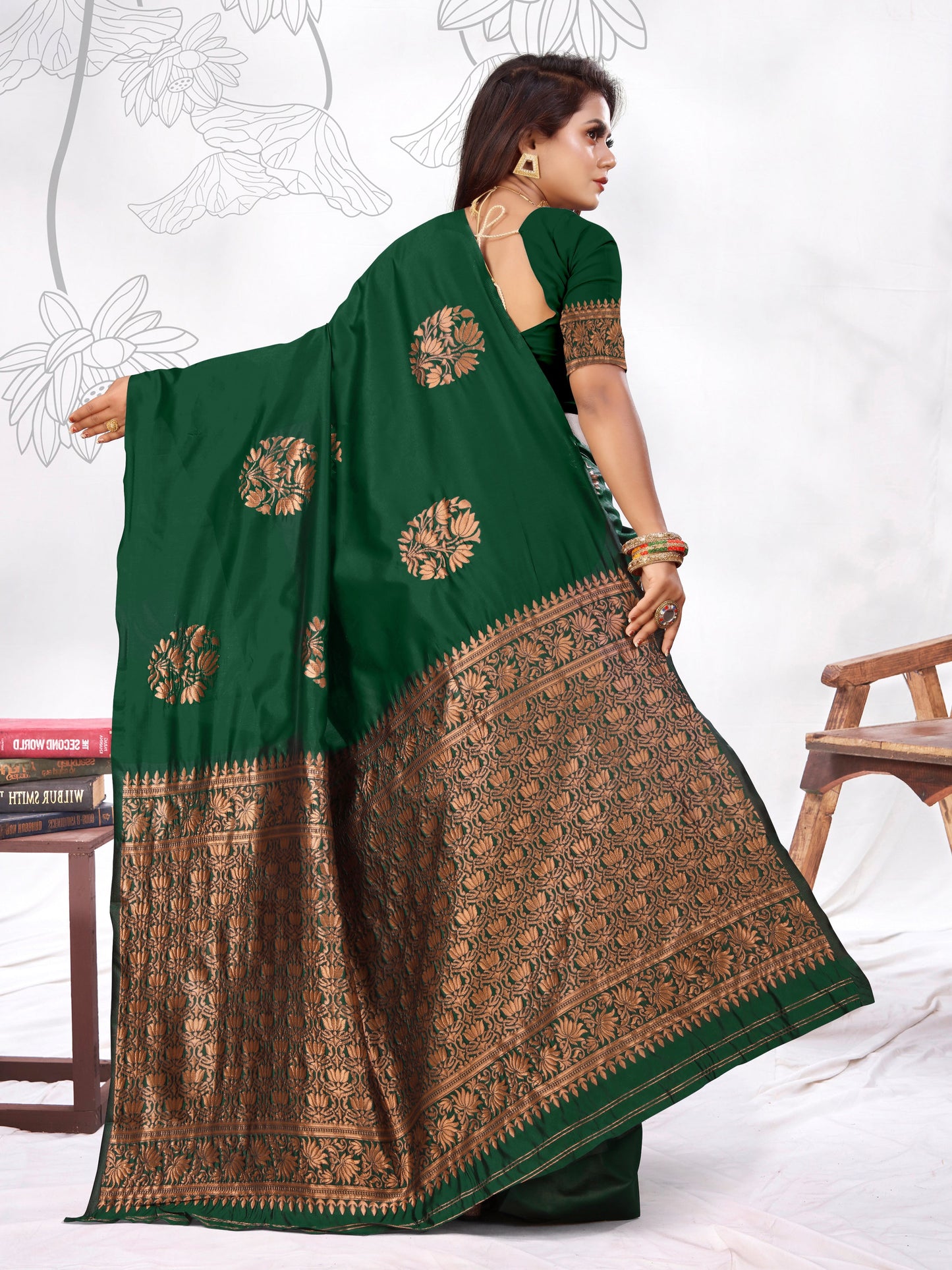 Vedant Vastram Litchi Silk Designer Banarasi Saree - Green