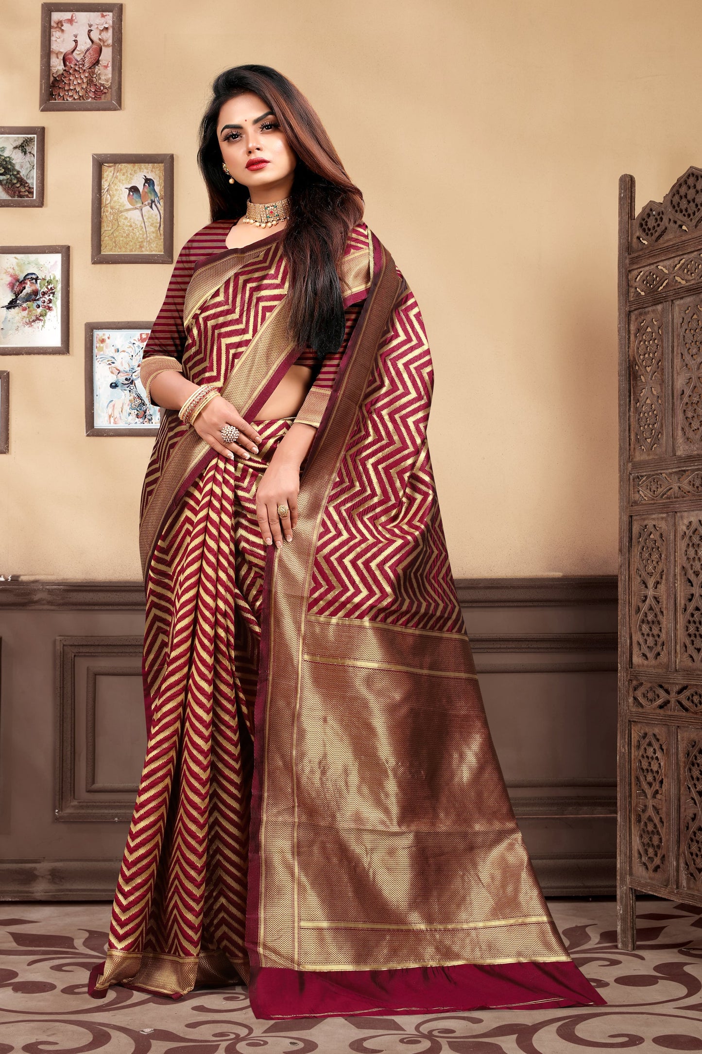 Vedant Vastram Litchi Silk Designer Banarasi Saree - Maroon