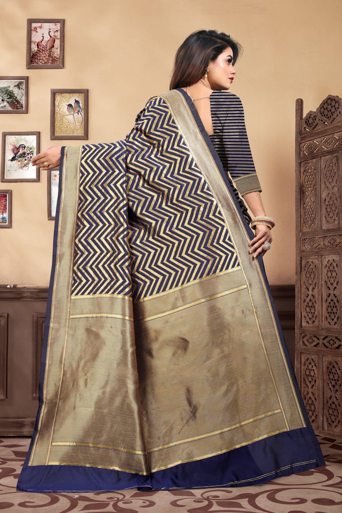 Vedant Vastram Litchi Silk Designer Banarasi Saree - Navy Blue