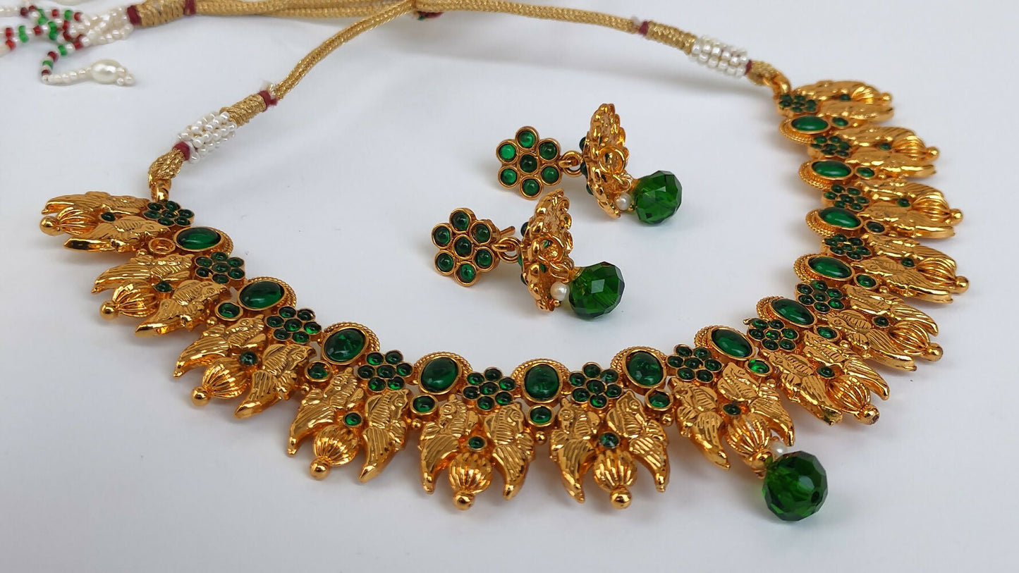 Kemp Peacock Green Necklace Set