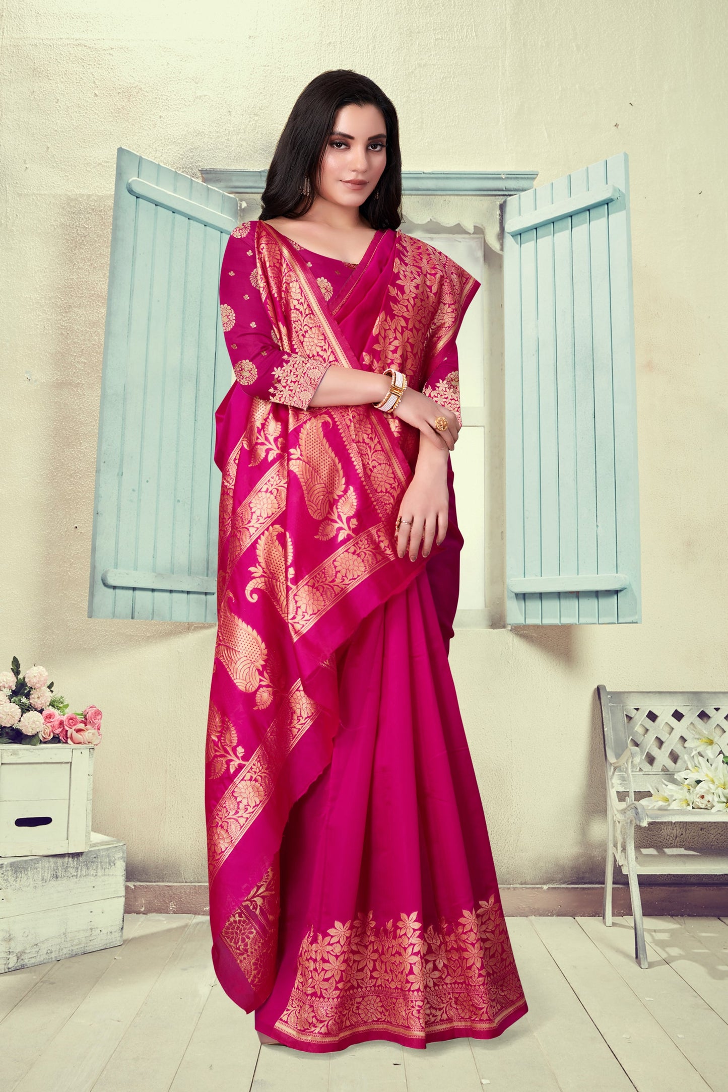 Vedant Vastram Litchi Silk Designer Banarasi Saree - Magenta