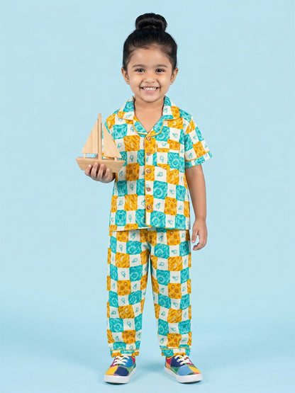 Breathables Woven Cotton Half Sleeves Checks Shirt & Pyjama Multicolour