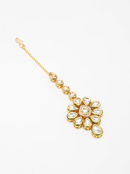Kundan Maang Tikka - Ruby Raang
