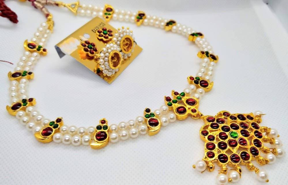 Handmade Pendant Necklace Set