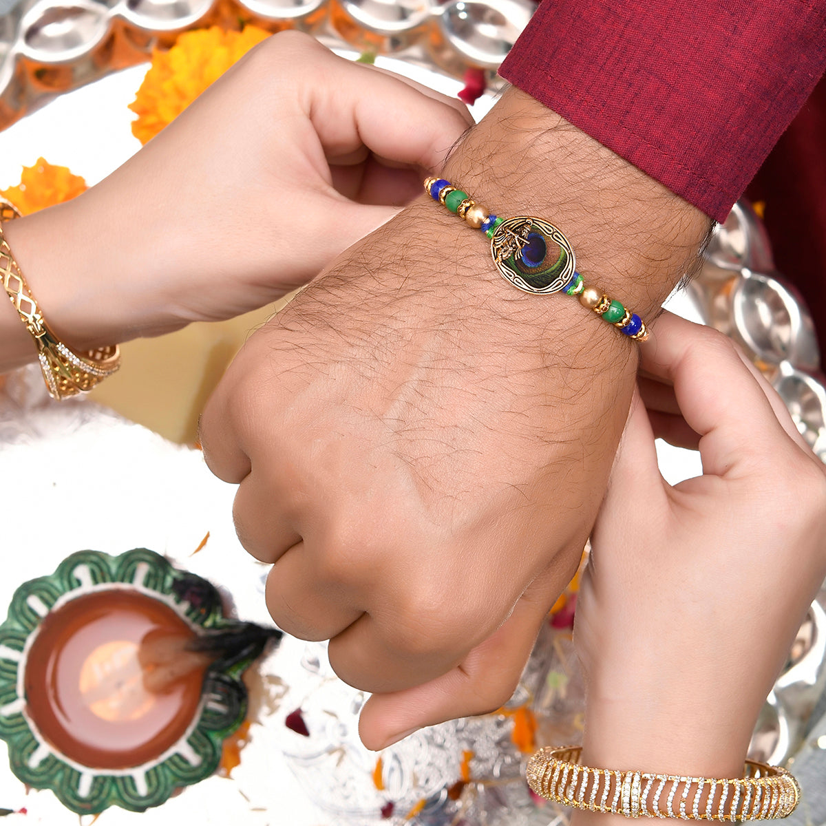 trueBrowns X Voylla Peacock Feather Beaded Single Rakhi