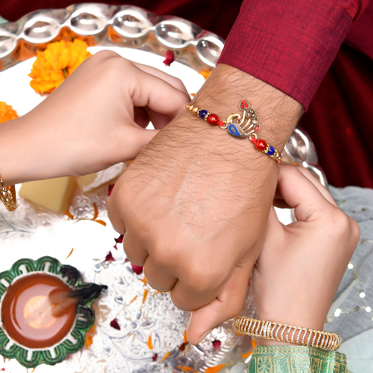 trueBrowns X Voylla Colorful Peacock Motif Thread Rakhi