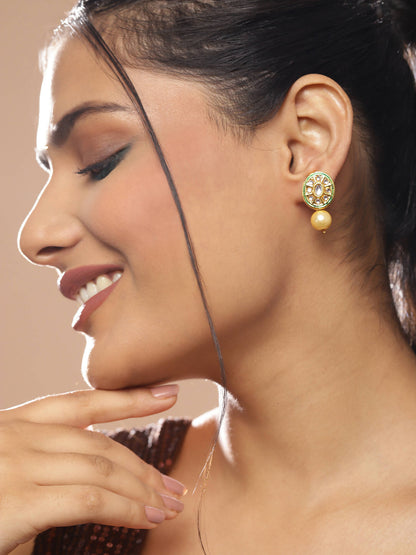 Gold-Toned White Kundan Oval-Shape Gold-Polished Studs Earrings - Ruby Raang