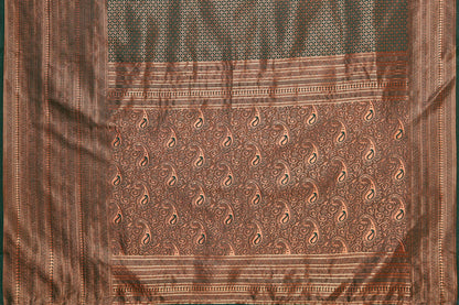 Vamika Weaving Banarasi Jacquard Green Kanjivaram Saree
