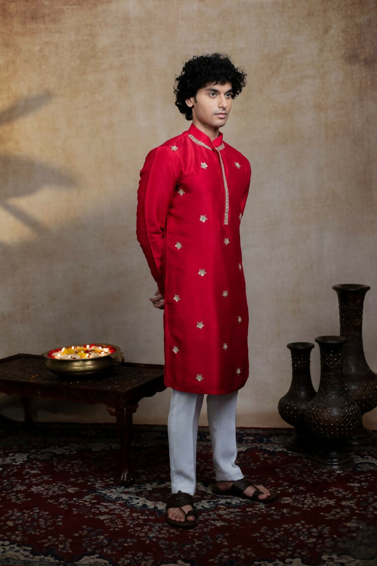 Falling Raw Silk Red Kumkuma Kurta Set By Hilo Design