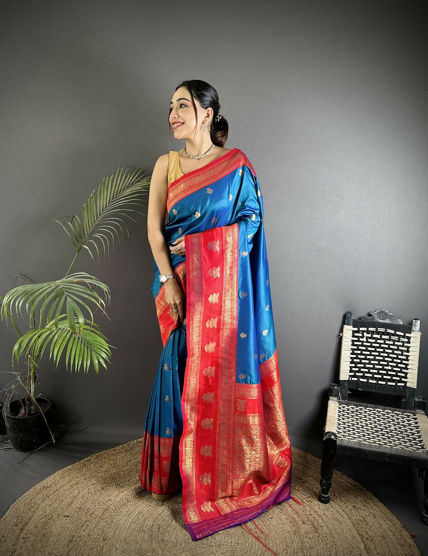 Joban Fashion Royal Blue Banarasi Soft Silk Woven Butti Saree
