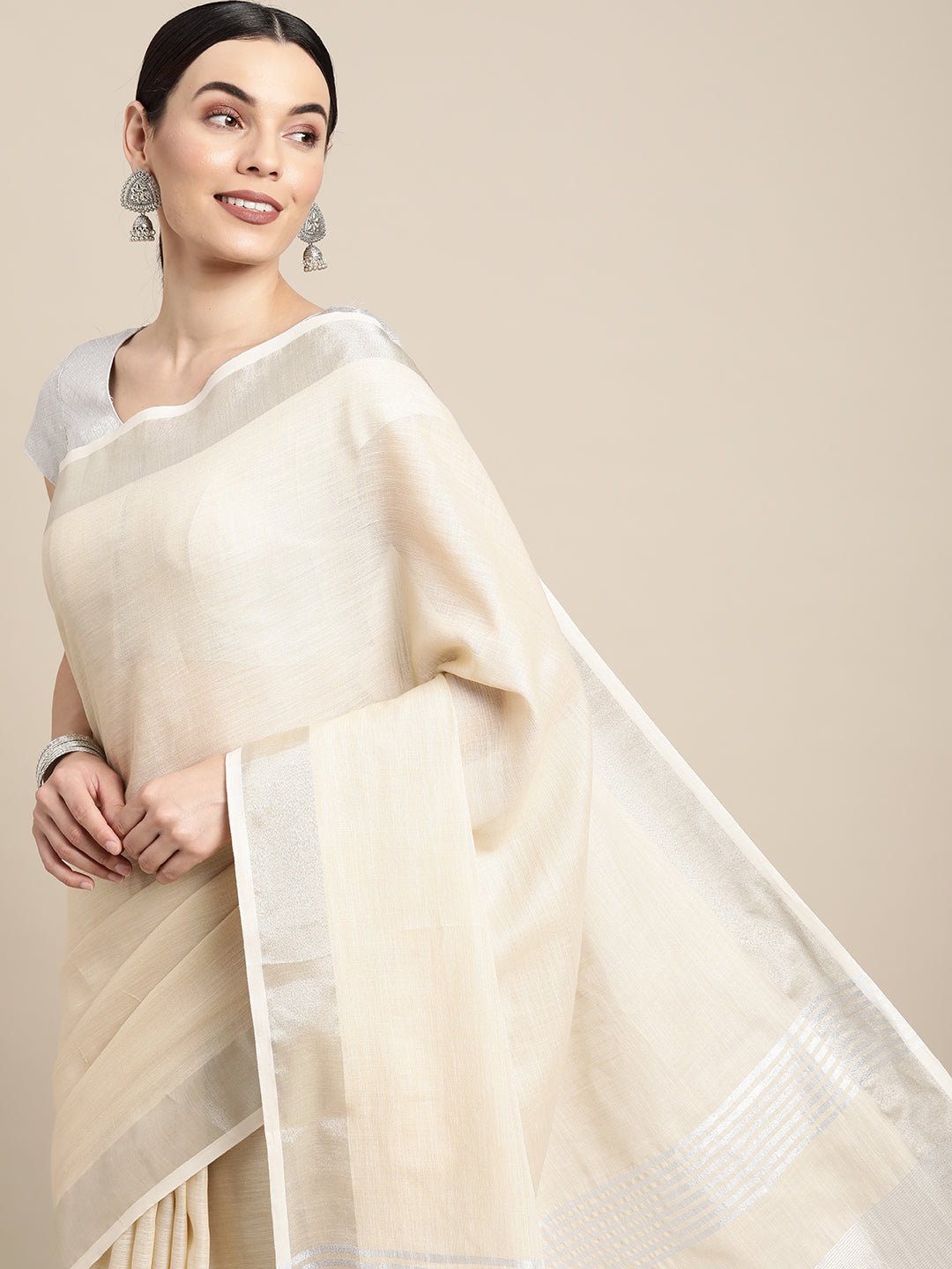 Anaita Off White Linen Saree With Blouse