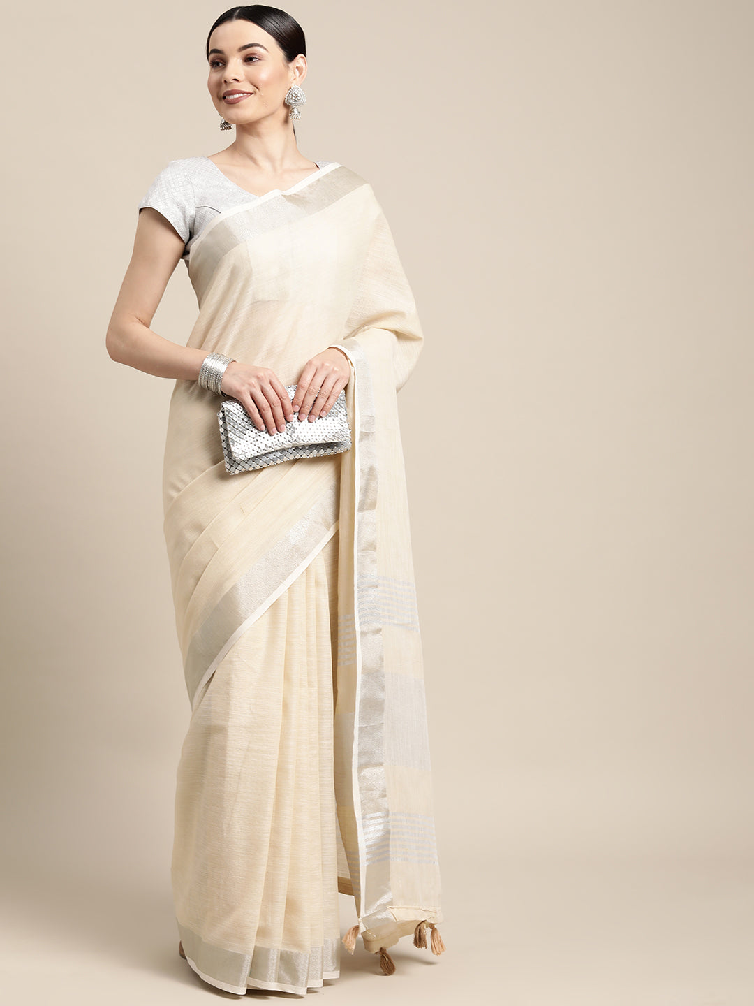 Anaita Off White Linen Saree With Blouse