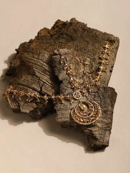 Women's Gold-Polished Kundan Mathapatti Head Jewellery - Ruby Raang