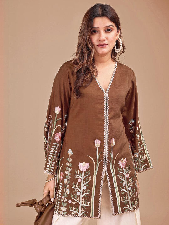 Tikhi Imli Embroidered Tunic With Trousers Co-Ords