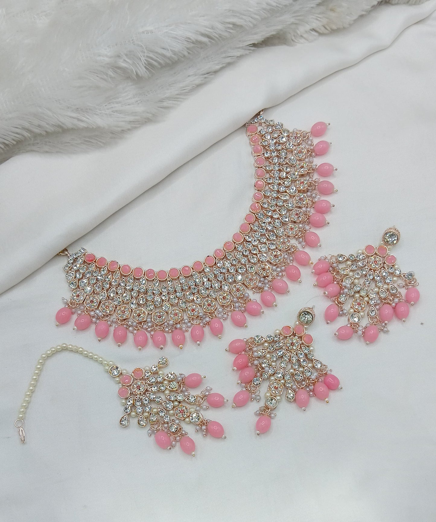 Jewel City Elegant Gold-Plated Kundan Pearl Bridal Jewelry Set Traditional Handcrafted Necklace, Earrings and Maang Tikka