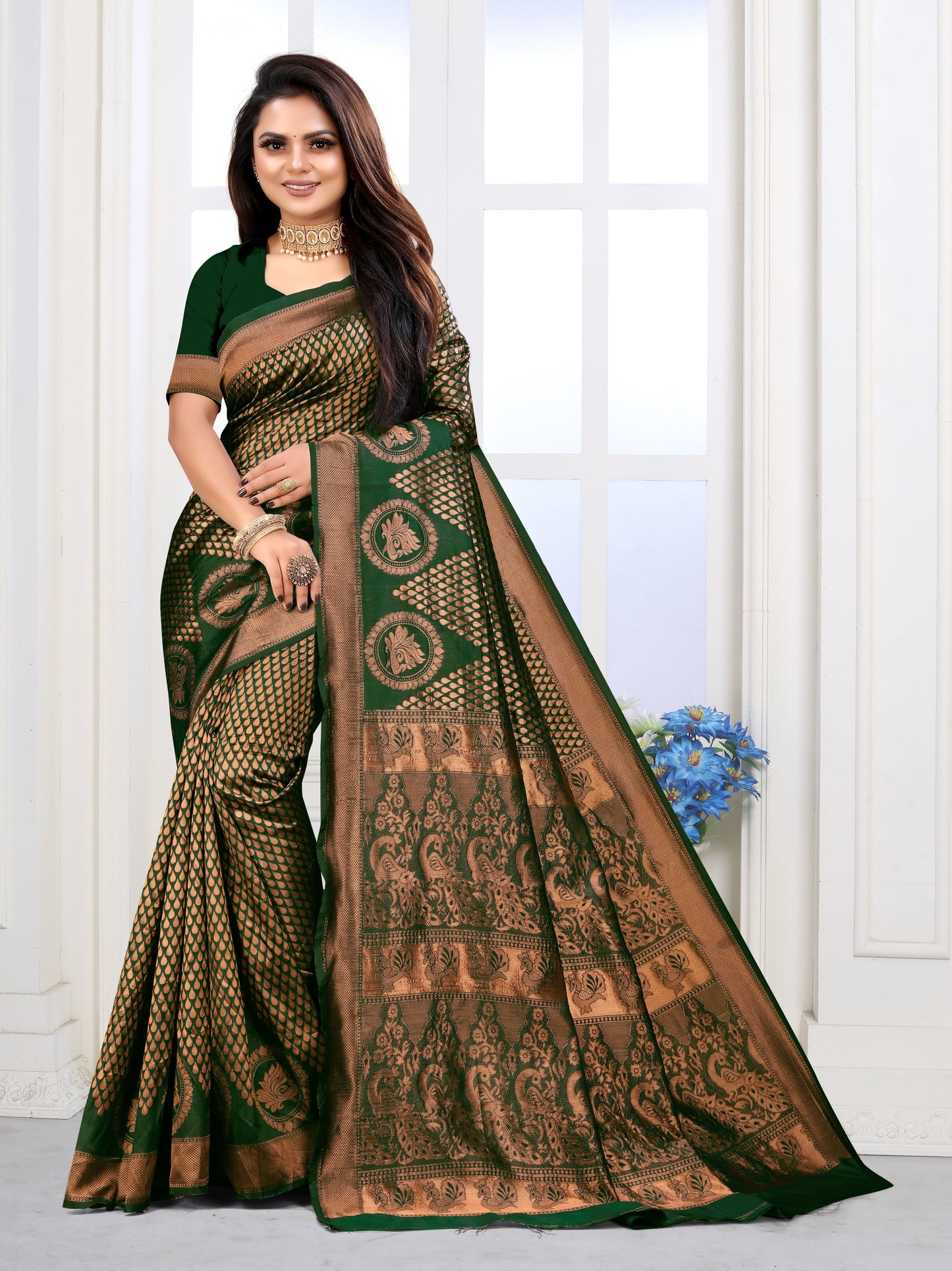 Vedant Vastram Litchi Silk Designer Banarasi Saree - Green