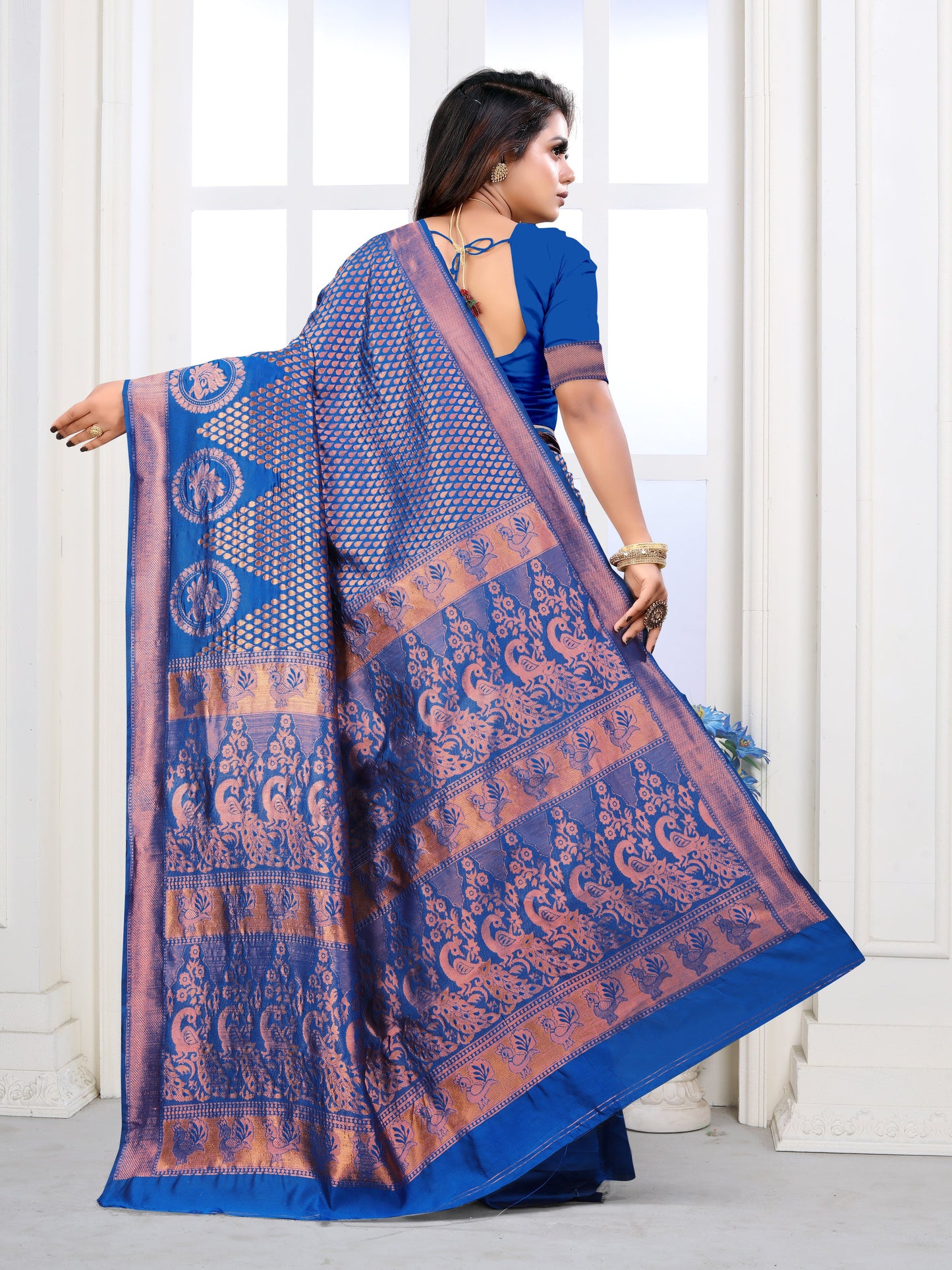 Vedant Vastram Litchi Silk Designer Banarasi Saree - Blue