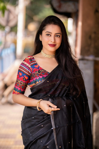 Black Pure Linen Ethnic Motifs Saree with Unstitched Blouse - A2M
