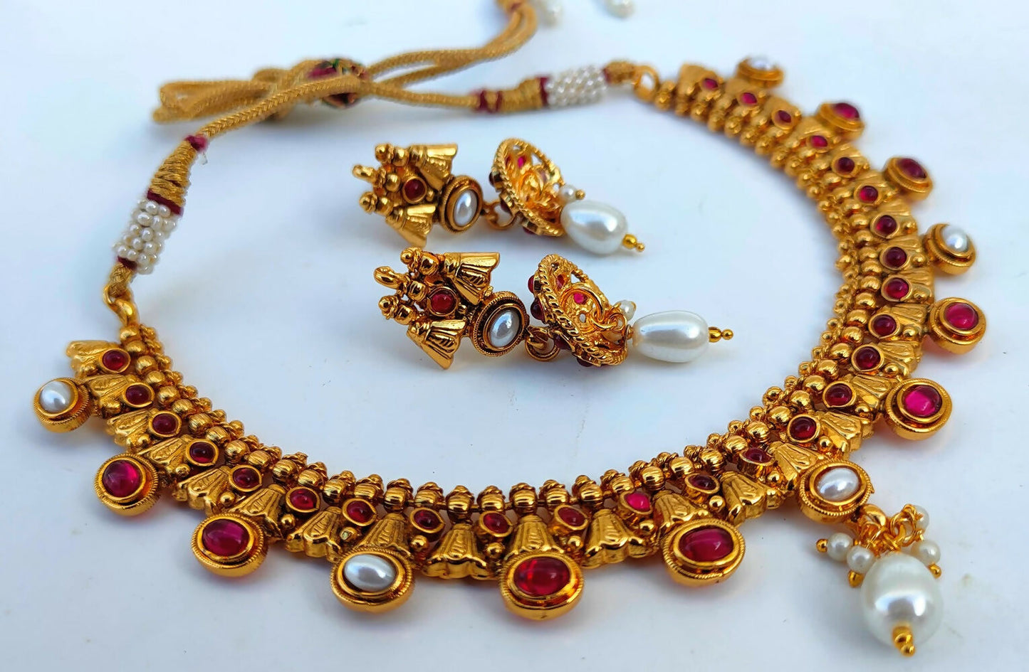 Kemp Antique Pink & White Necklace Set