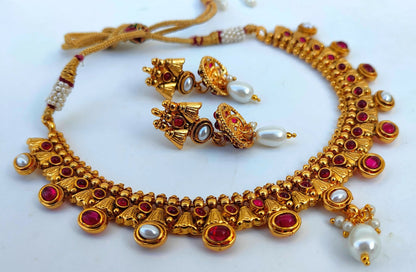 Kemp Antique Pink & White Necklace Set
