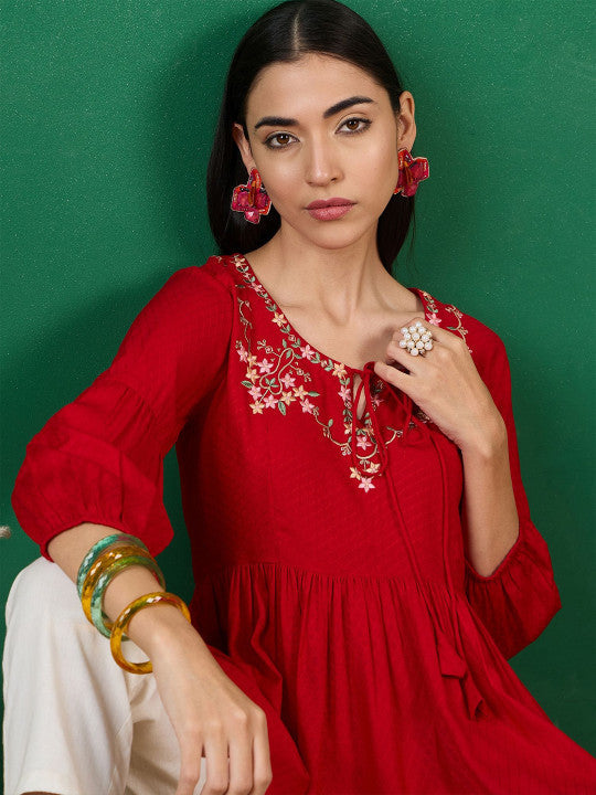 Sangria Women Floral Embroidered Round Neck Top