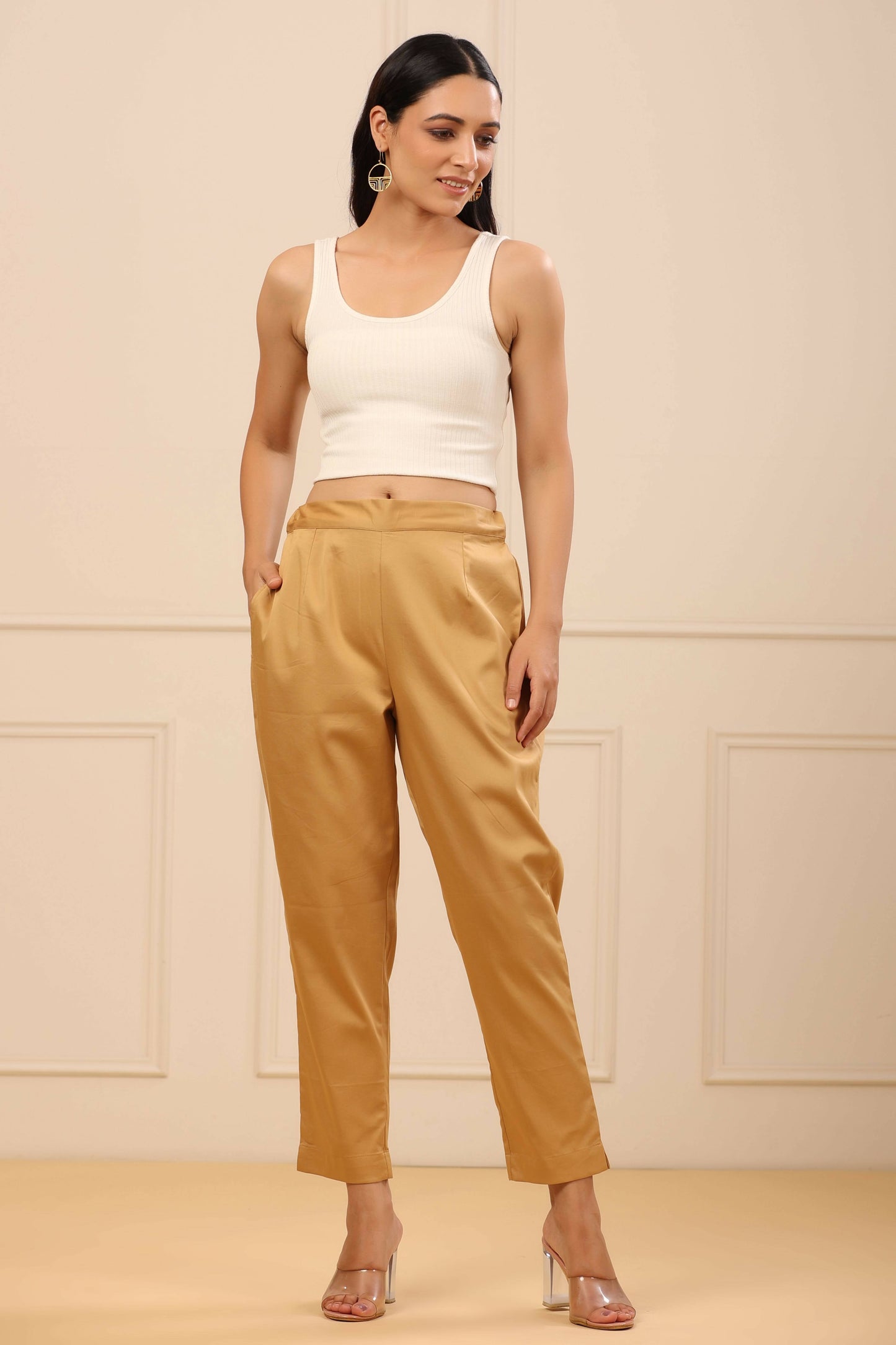 Juniper Women's Beige Solid Straight Slim Pant