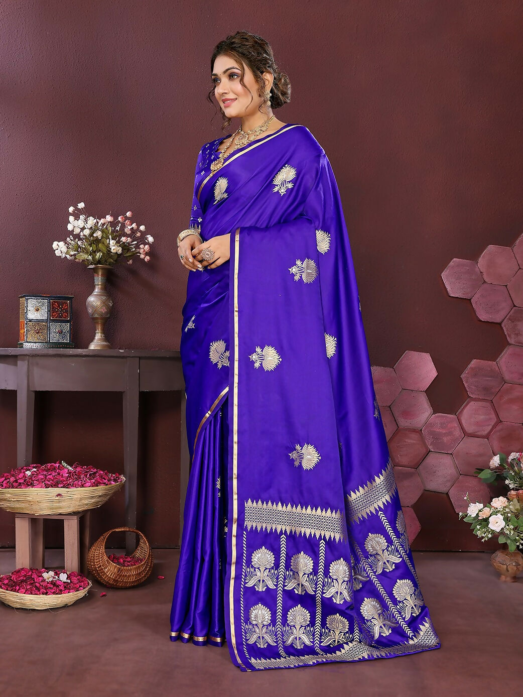 Joban Fashion Royal Blue Floral Motifs Banarasi Silk Sarees