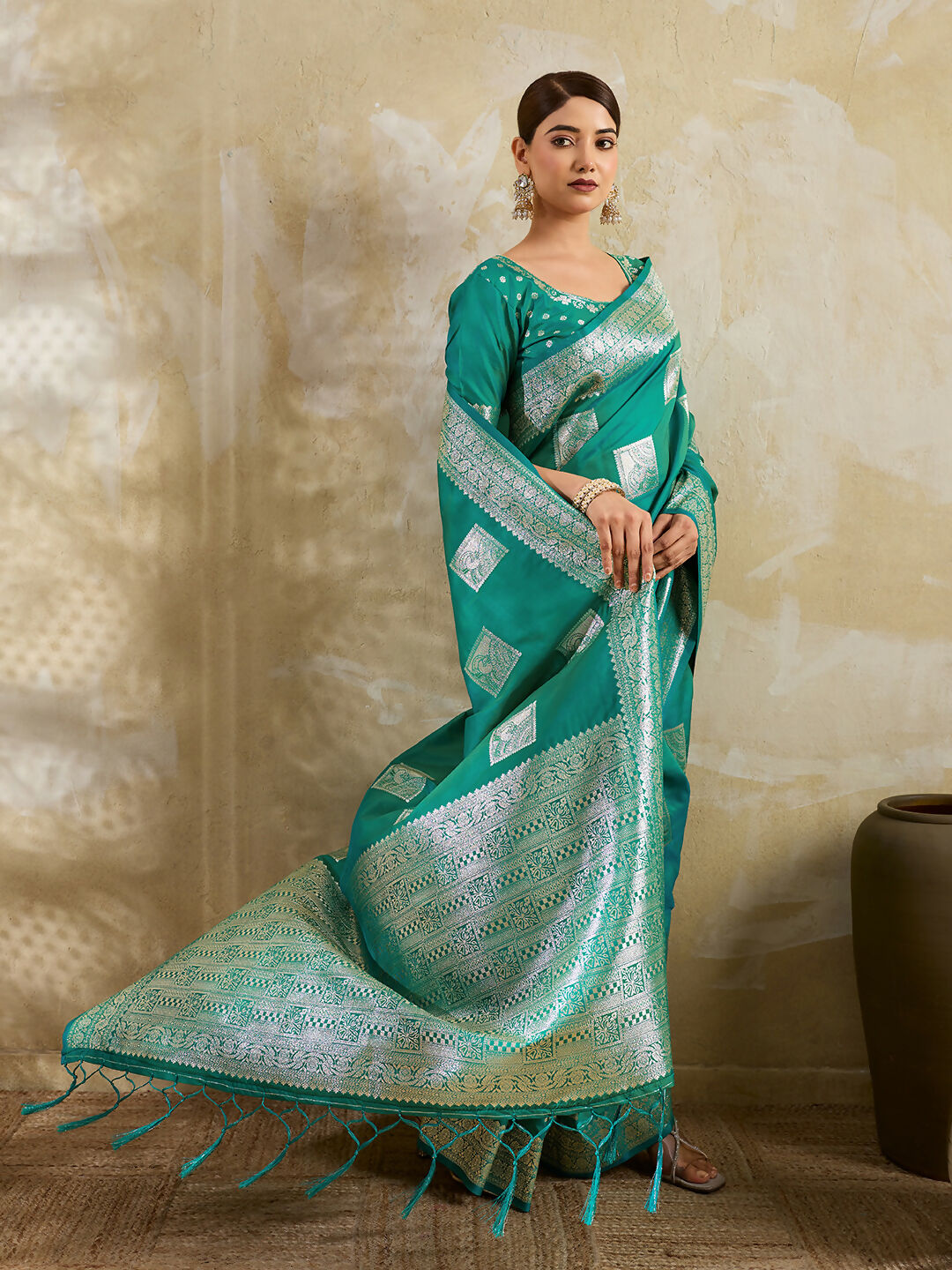 Shree Shyam Fashion Sea Green Silk Blend Saree