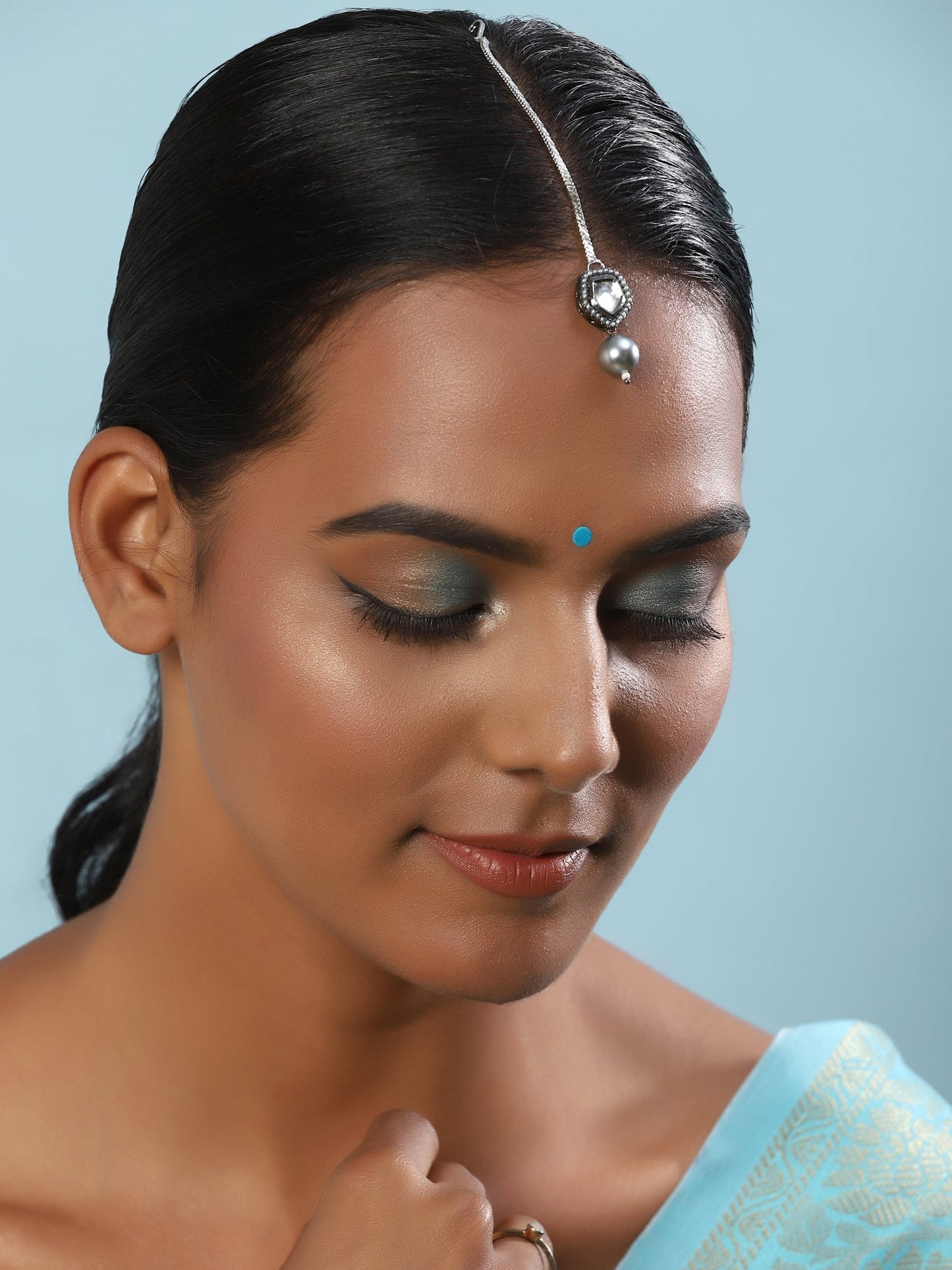 Women's Silver-Plated White Kundan Studded Maangtikka - Ruby Raang