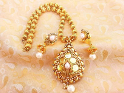 White Kemp Lakshmi Kasu Beaded Necklace Set