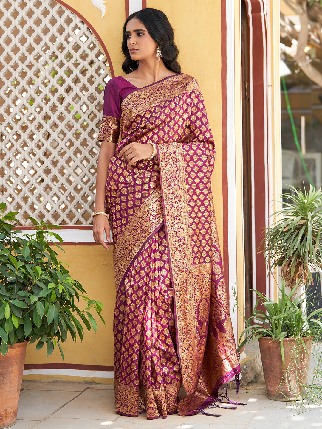 Janasya Wine Banarasi Silk Woven Ethnic Motifs Woven Design Saree