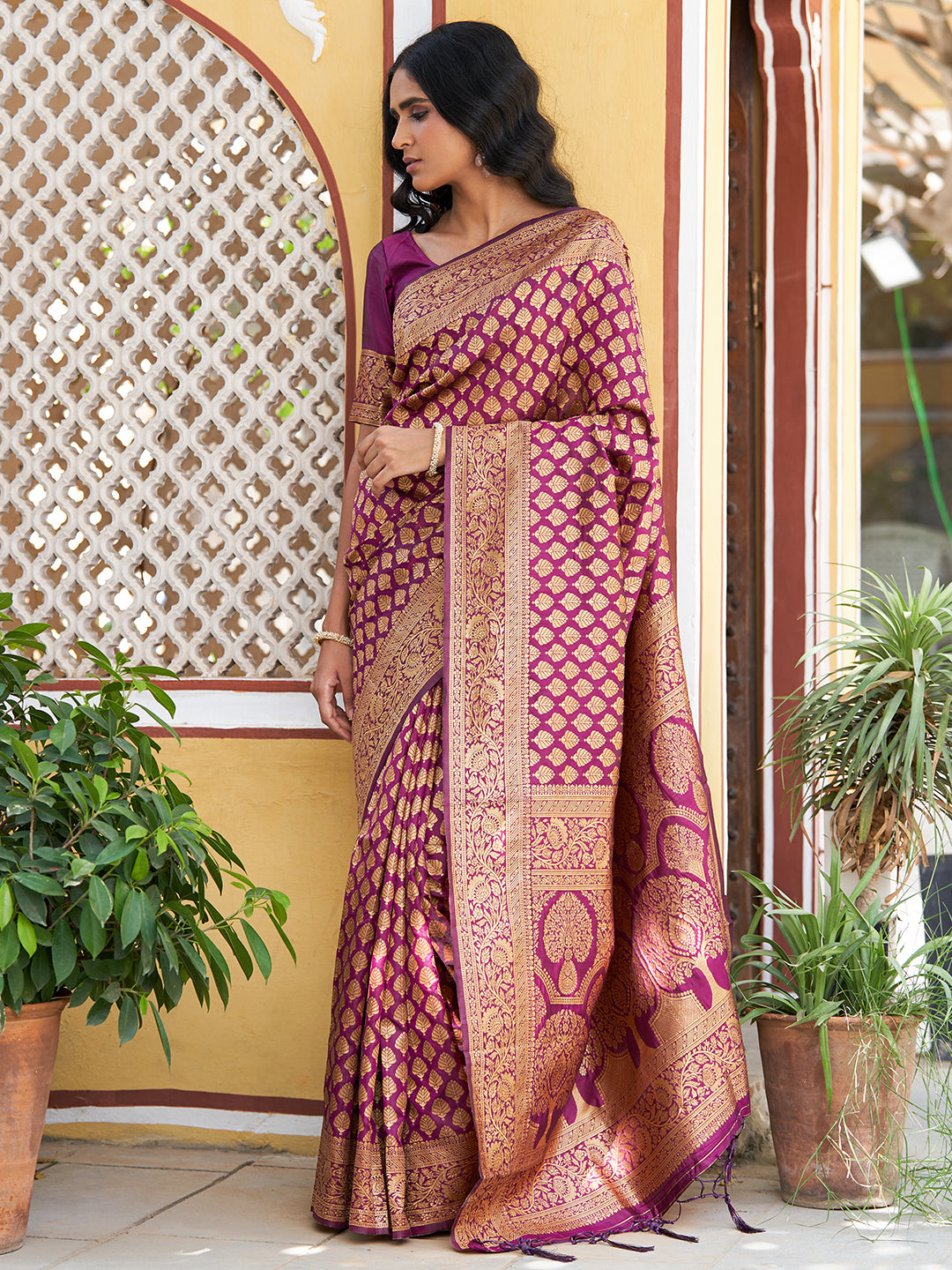 Janasya Wine Banarasi Silk Woven Ethnic Motifs Woven Design Saree